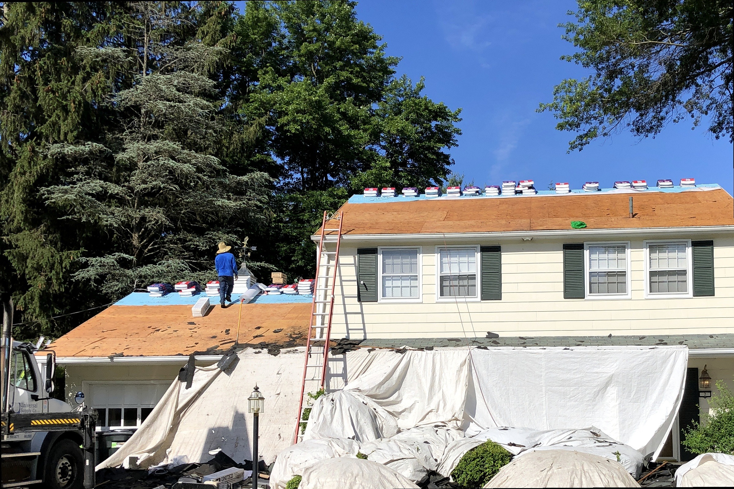 Chantier de couverture à La Môle